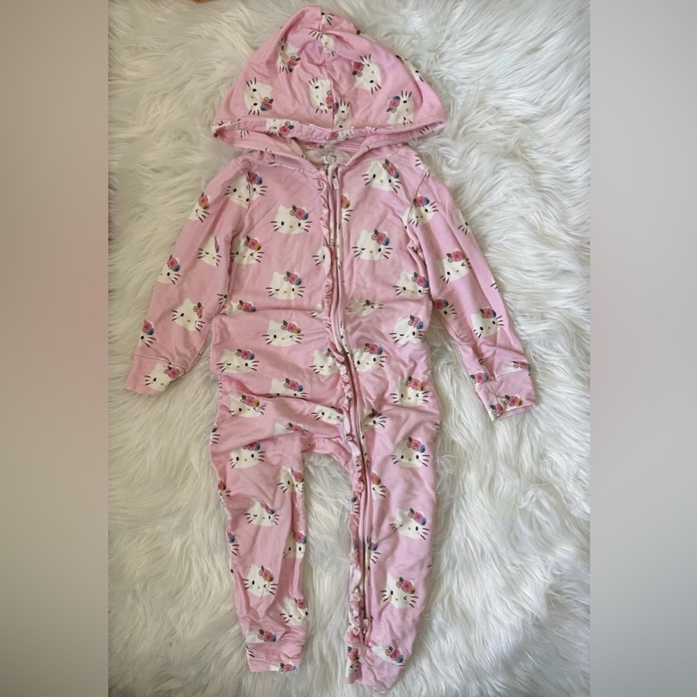 GUC Posh Peanut Sanrio Hello Kitty Pink French Terry Romper 2T